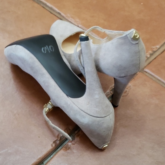 GUESS SPIKE HIGH  HEELS - Picture 4 of 4